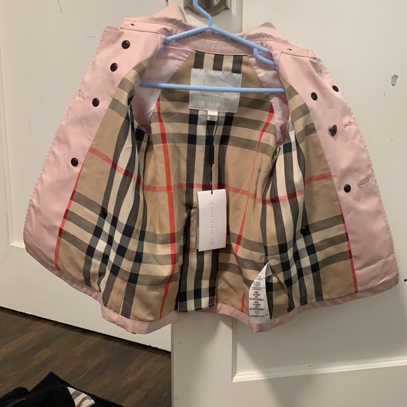 Authentic Burberry jacket - Picture 2 of 6